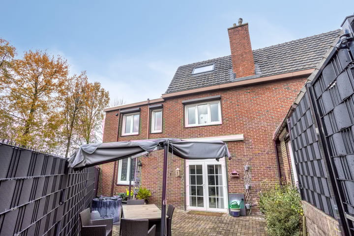 Photo 31 of Hoogveldsweg 7