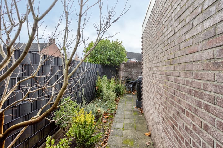 Photo 34 of Hoogveldsweg 7