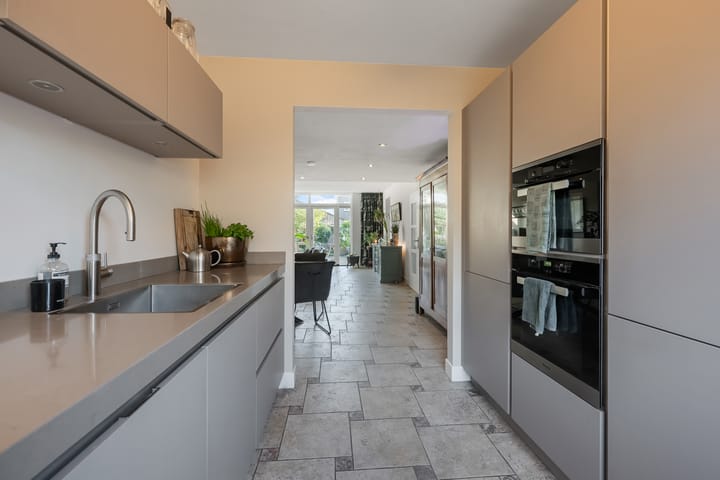 Photo 3 of Krayenhofflaan 13