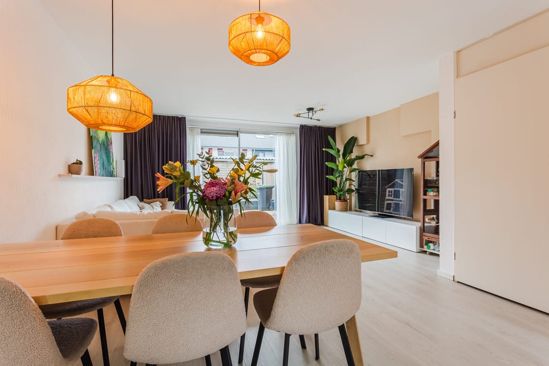 Foto 8 van Meindert Hobbemastraat 18