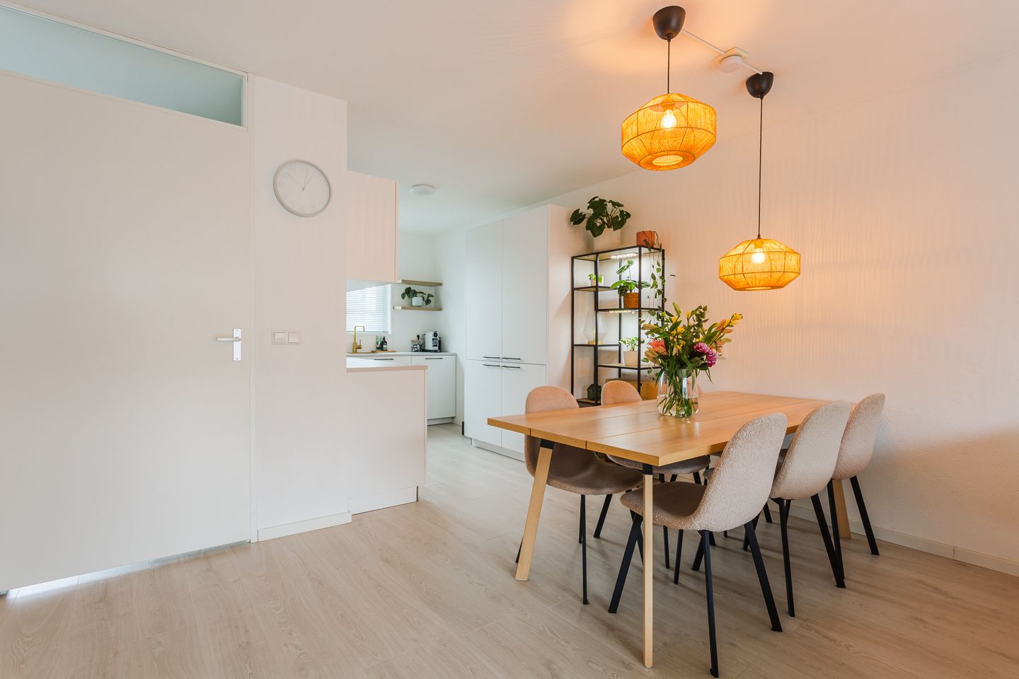 Foto 10 van Meindert Hobbemastraat 18