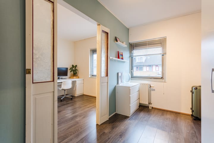 Foto 21 van Meindert Hobbemastraat 18