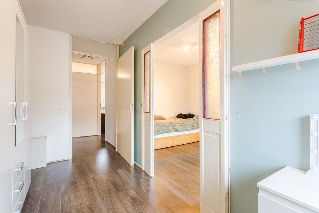 Foto 23 van Meindert Hobbemastraat 18