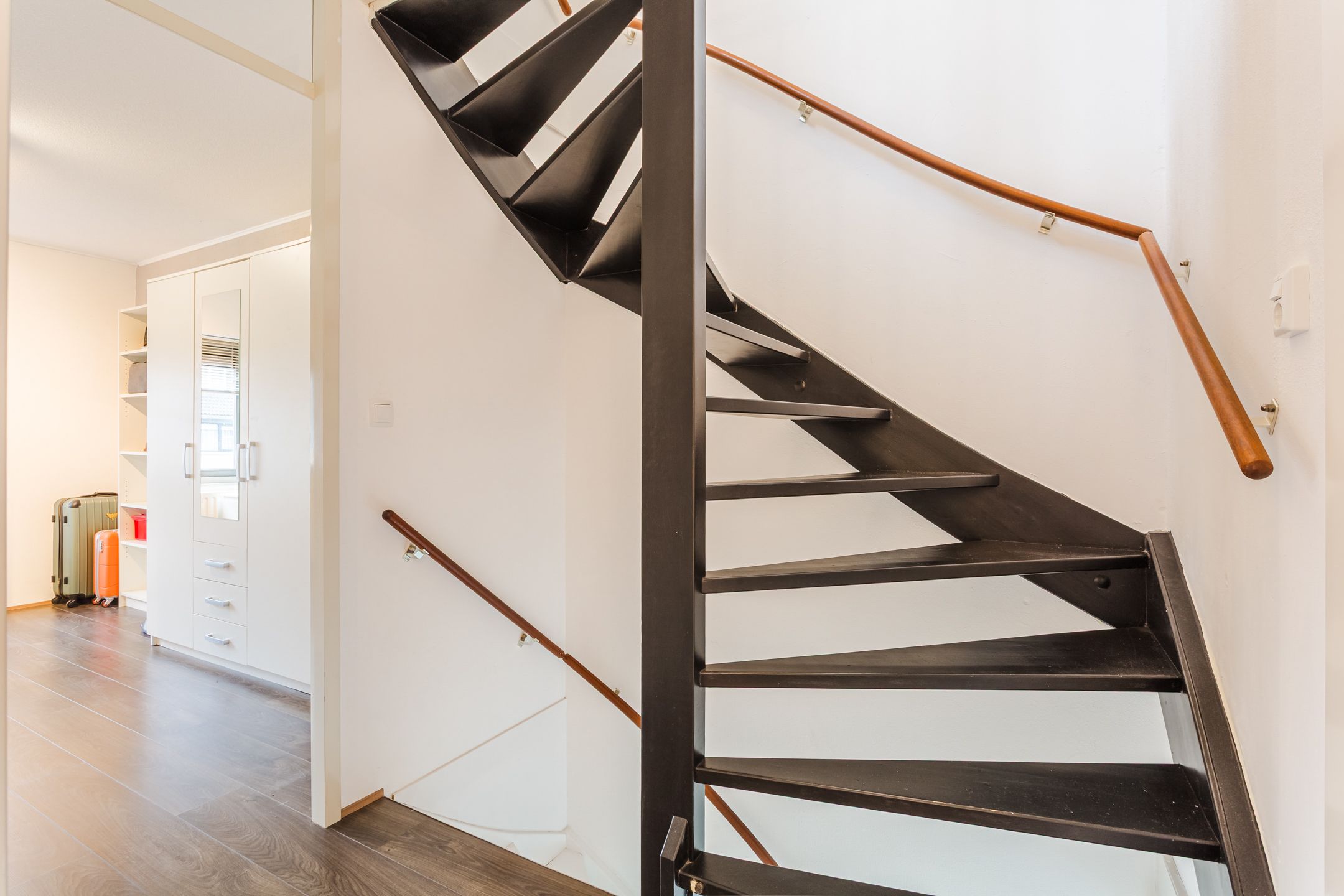 Foto 27 van Meindert Hobbemastraat 18