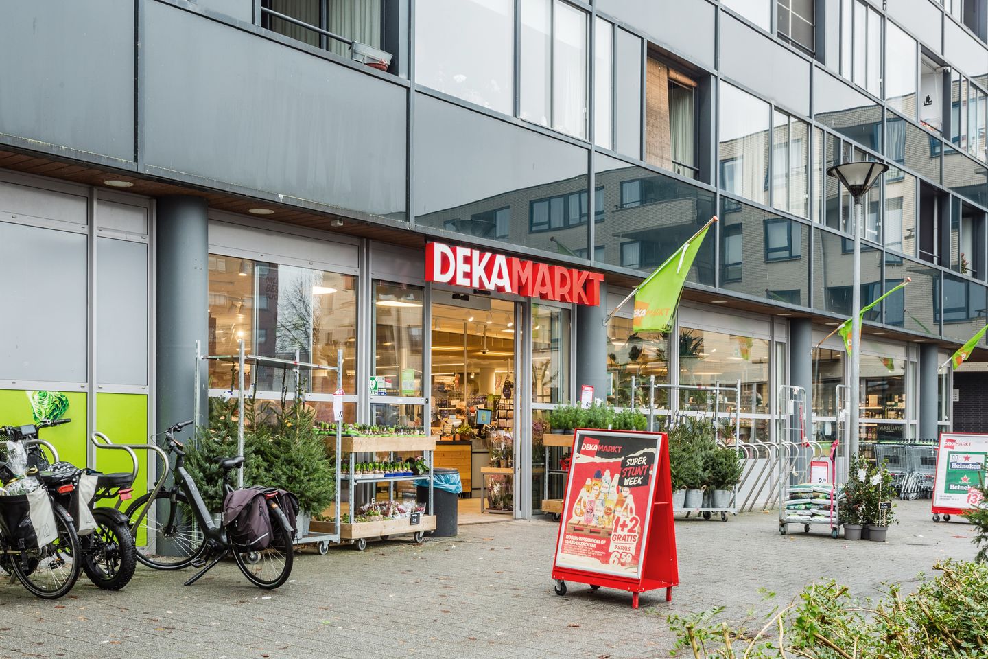 Foto 35 van Meindert Hobbemastraat 18