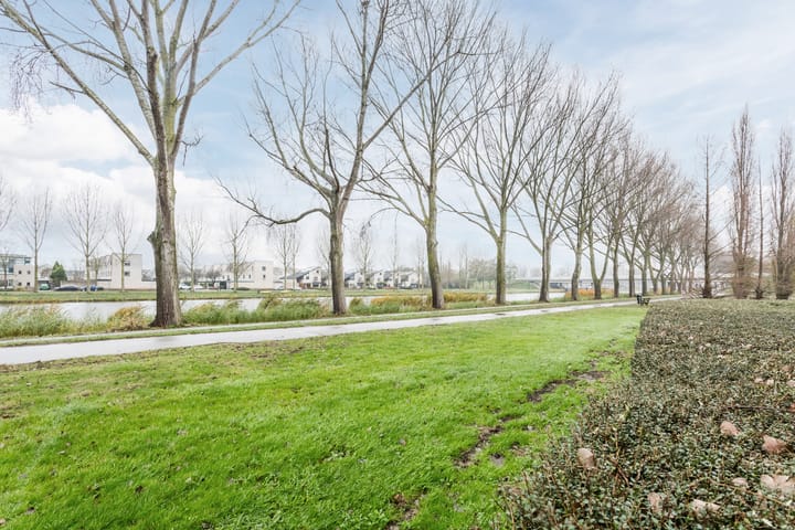 Foto 37 van Meindert Hobbemastraat 18