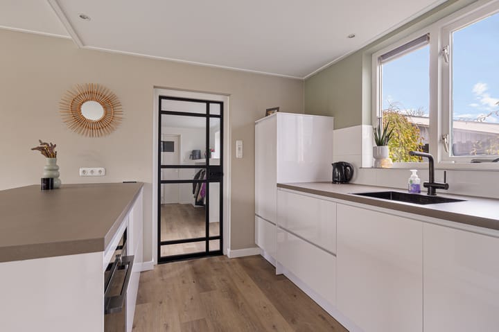 Foto 4 van Spoorstrjitte 11