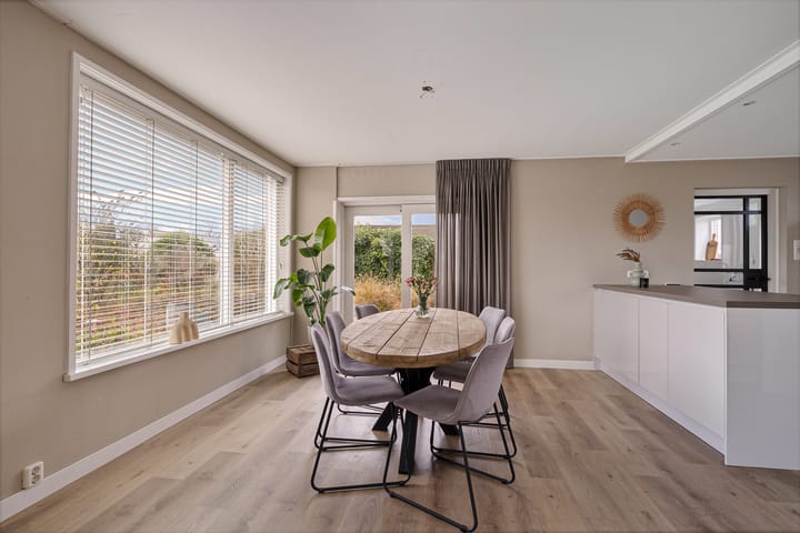 Foto 12 van Spoorstrjitte 11