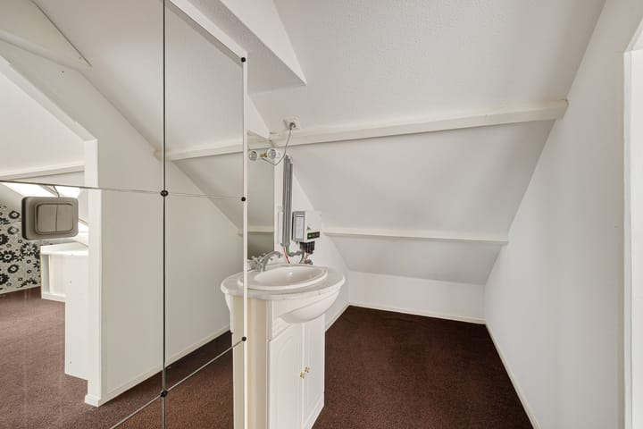 Foto 32 van Spoorstrjitte 11