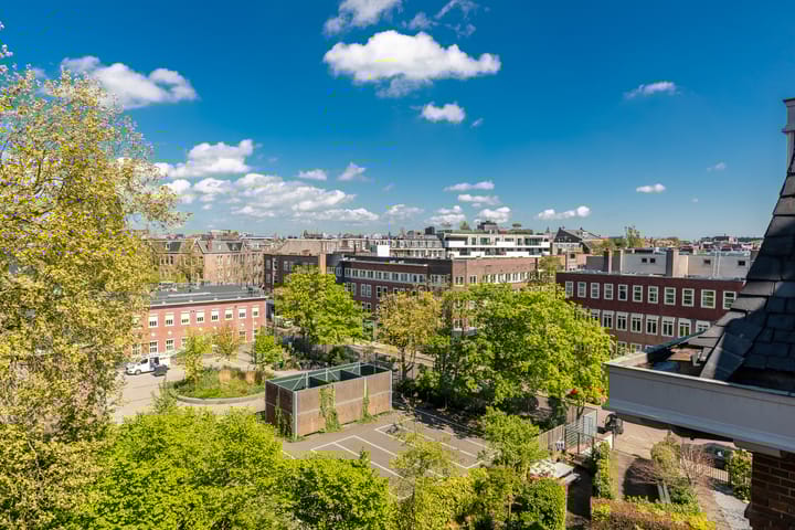 Photo 25 of Joh.M. Coenenstraat 60