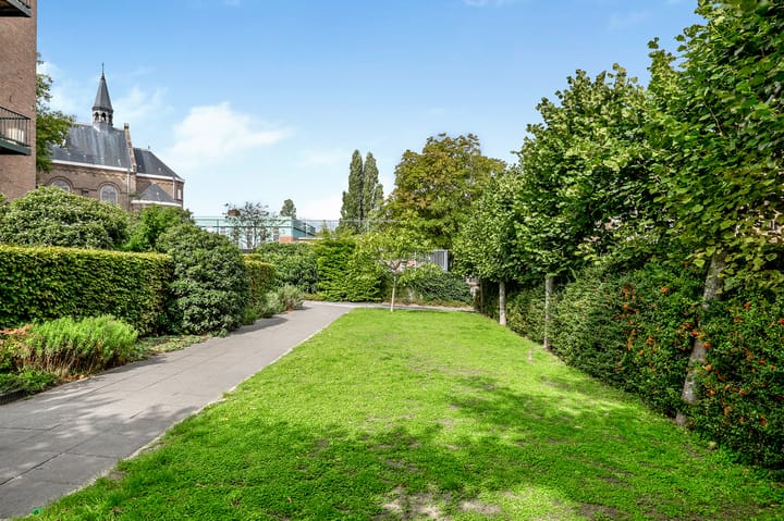 Photo 50 of Joh.M. Coenenstraat 60