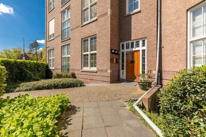 Photo 51 of Joh.M. Coenenstraat 60