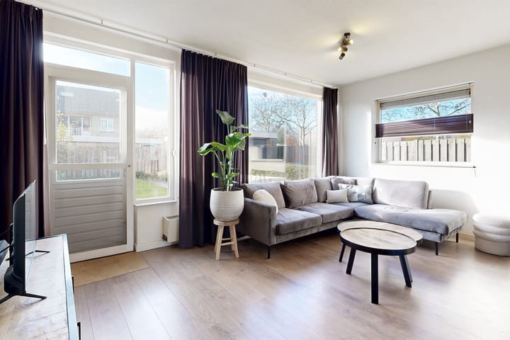 Photo 13 of Van Puttenstraat 81