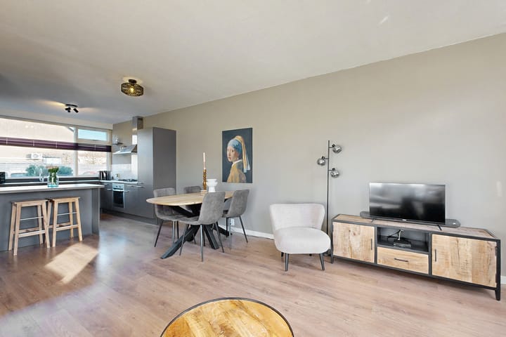 Photo 15 of Van Puttenstraat 81