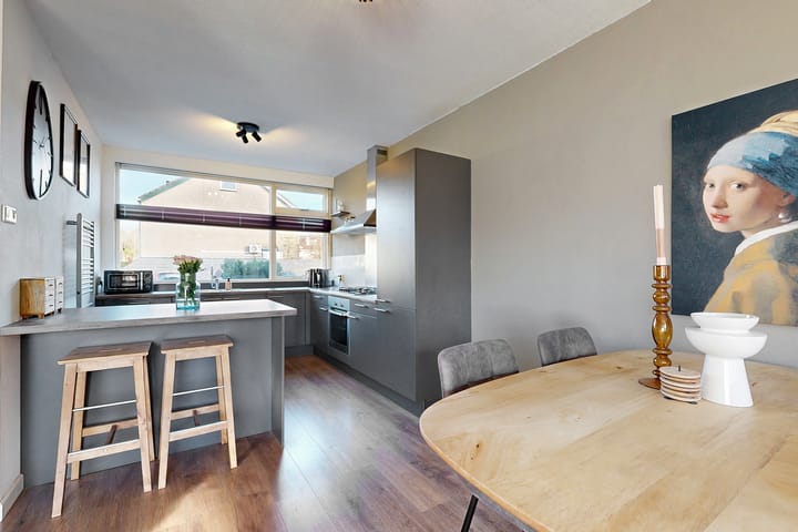 Photo 19 of Van Puttenstraat 81