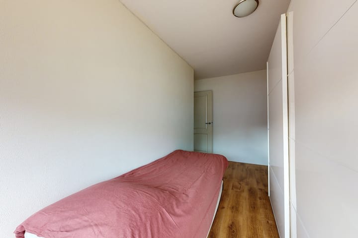 Photo 35 of Van Puttenstraat 81