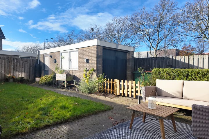 Photo 49 of Van Puttenstraat 81