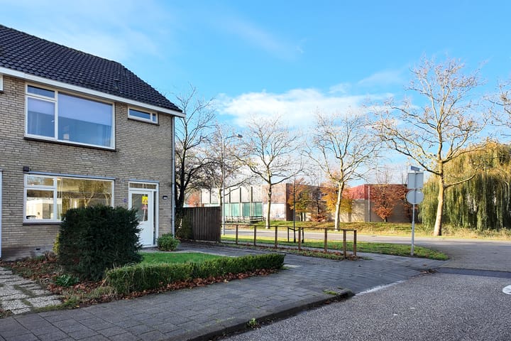 Photo 56 of Van Puttenstraat 81