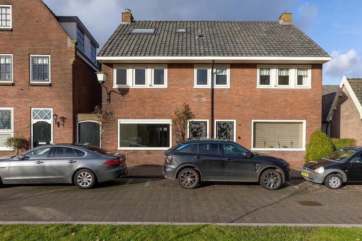 Photo 1 of Ruijsdaelplein 25