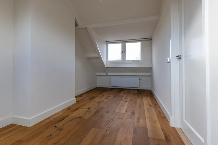 Photo 24 of Ruijsdaelplein 25