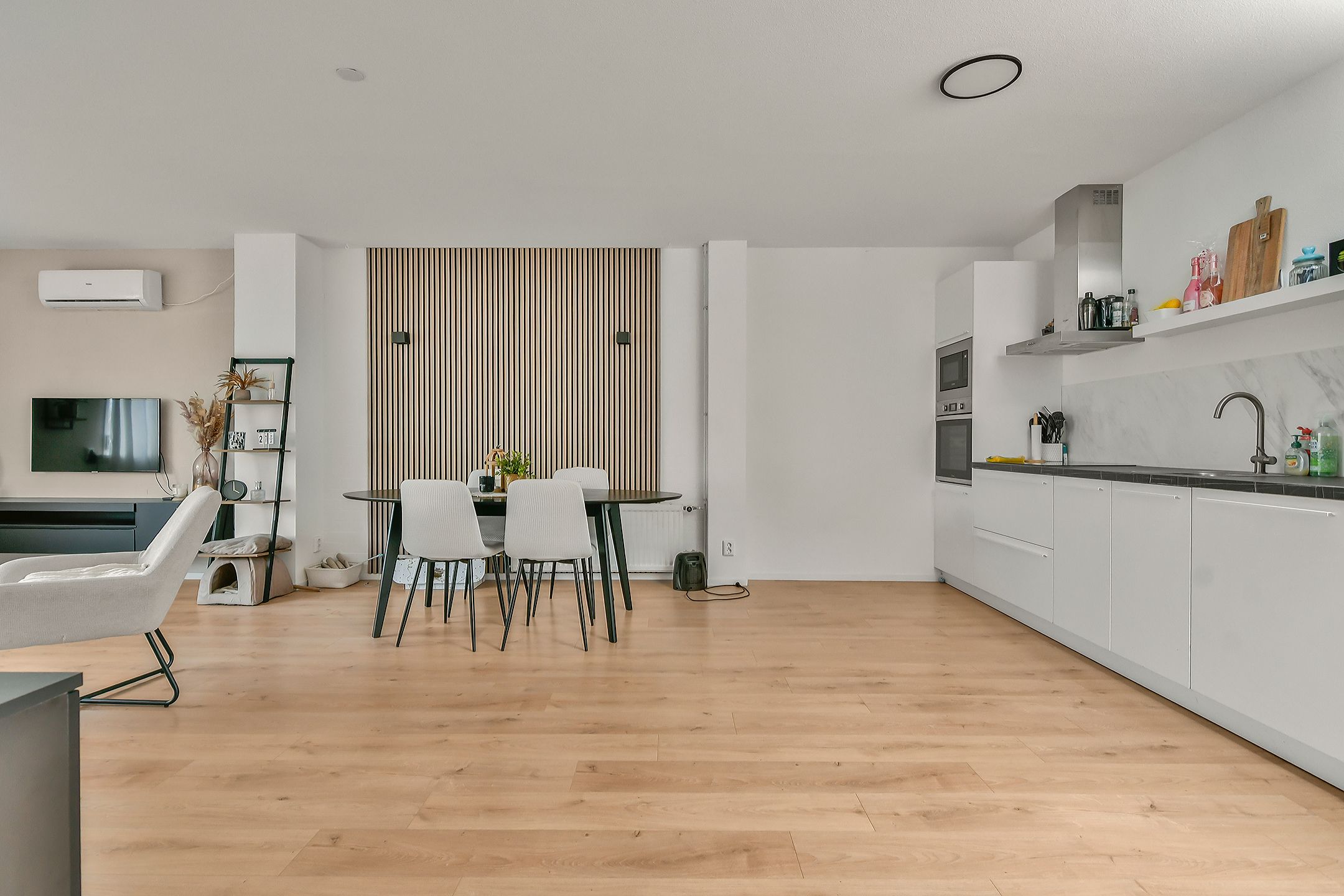 Photo 9 of Venneperhof 8-C