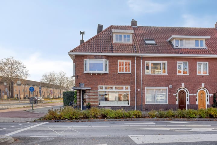 Foto 47 van Zeelsterstraat 1