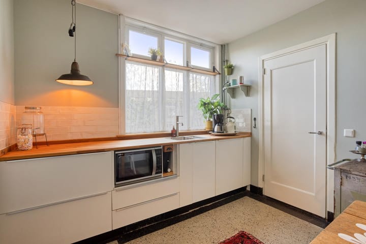 Foto 17 van Zeelsterstraat 1