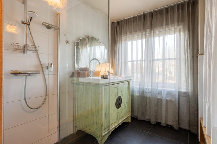 Foto 29 van Zeelsterstraat 1