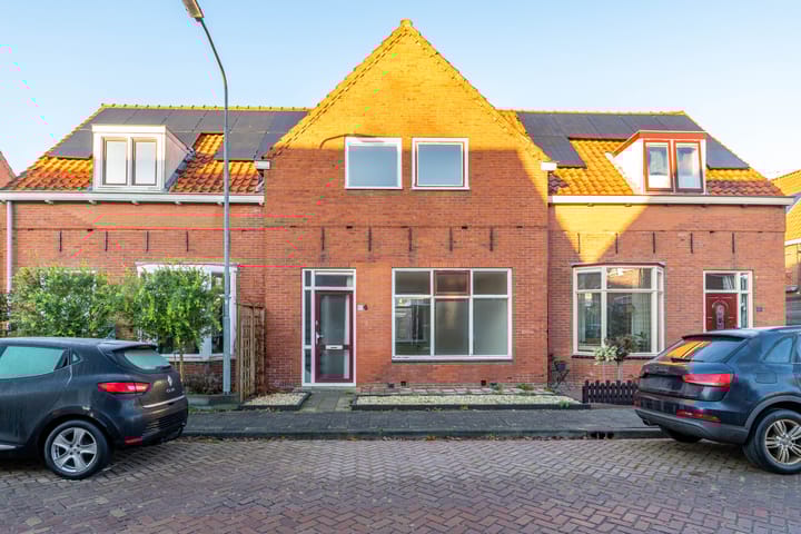 Foto 2 van Emmastraat 4