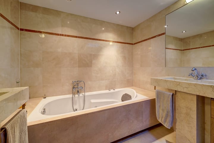 Photo 21 of Torenstraat 1