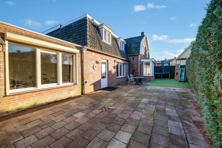 Photo 35 of Torenstraat 1