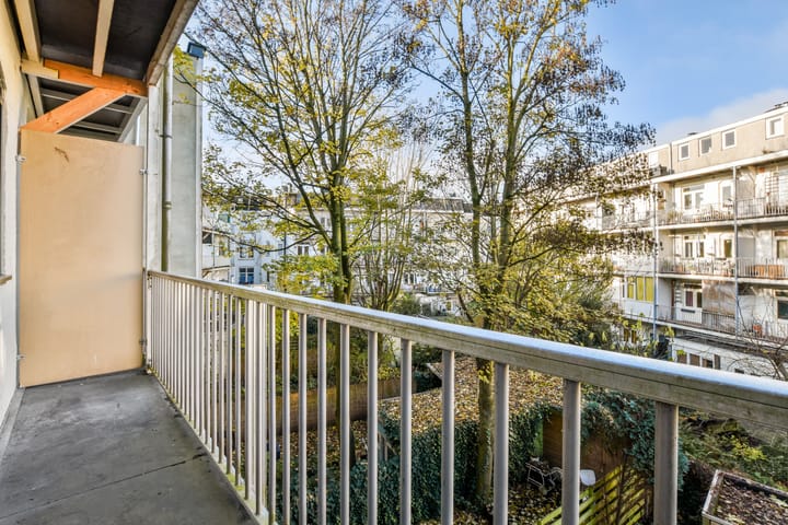 Foto 16 van Van Beuningenstraat 142-2