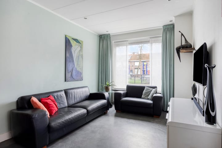 Foto 4 van Van Kinschotplein 6