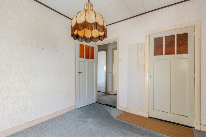 Photo 20 of Roosendaalsestraat 3