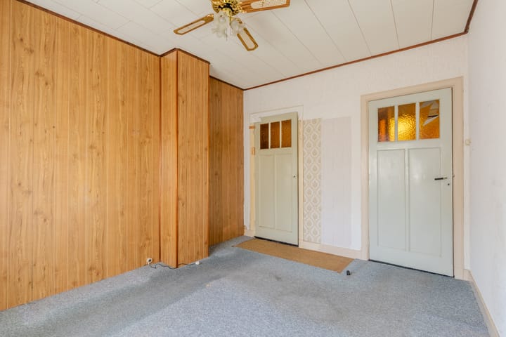 Photo 18 of Roosendaalsestraat 3