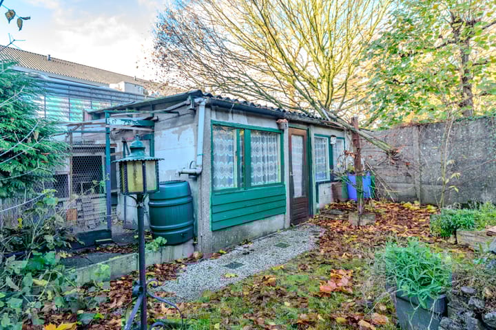 Photo 28 of Roosendaalsestraat 3