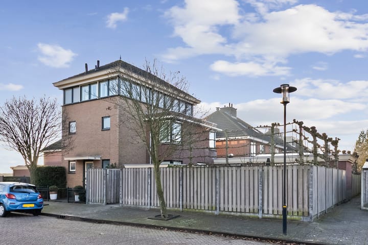 Photo 10 of Jan van Geemstraat 10