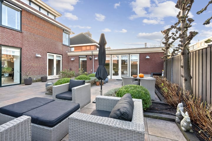 Photo 32 of Jan van Geemstraat 10