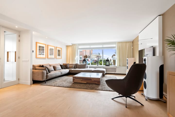 Photo 14 of Jan van Geemstraat 10