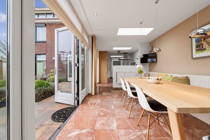 Photo 53 of Jan van Geemstraat 10