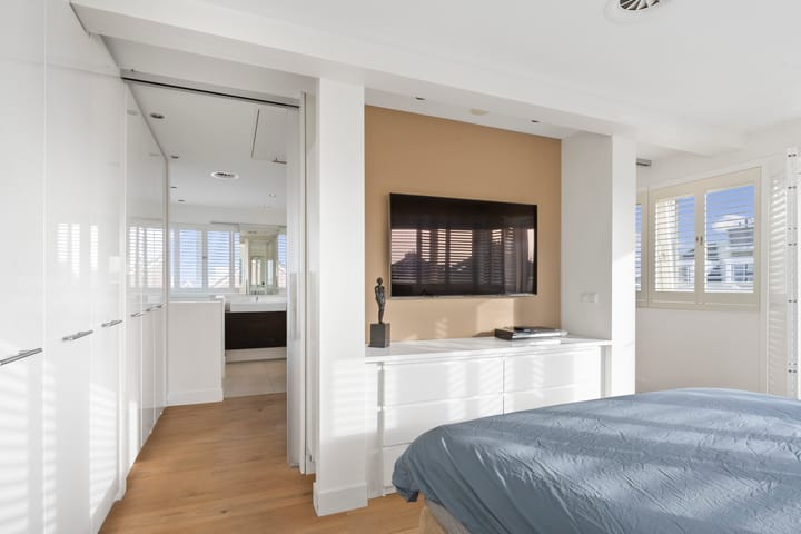 Photo 84 of Jan van Geemstraat 10