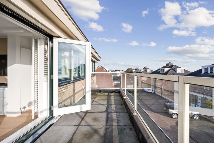 Photo 81 of Jan van Geemstraat 10