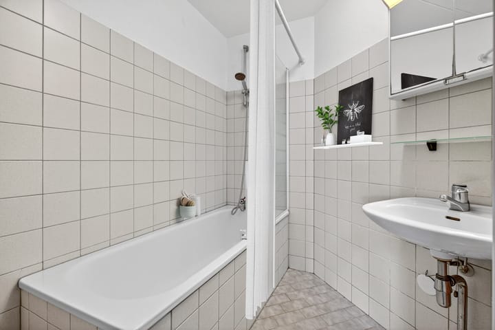 Foto 14 van Volksplein 92-D