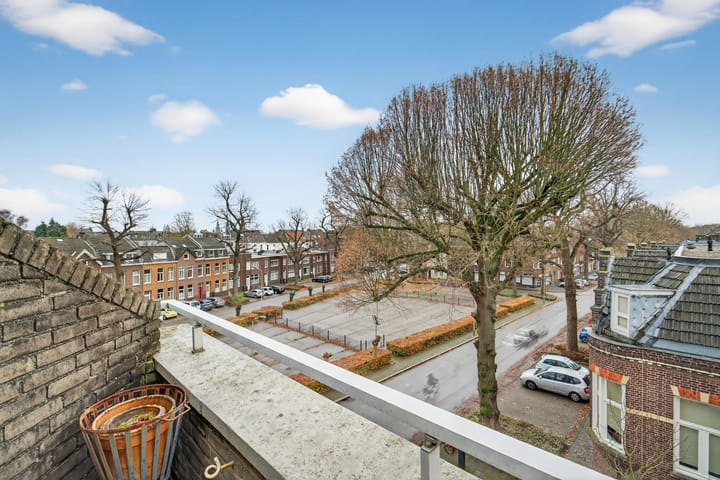 Foto 28 van Volksplein 92-D