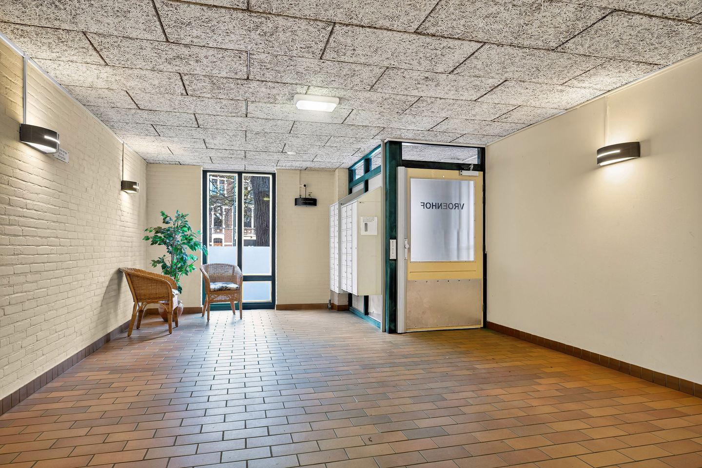 Foto 35 van Volksplein 92-D