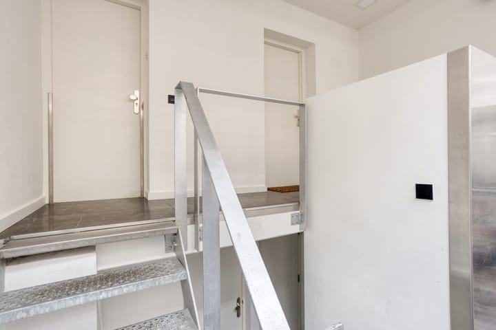 Foto 19 van Eerste Goudsbloemdwarsstraat 7-A