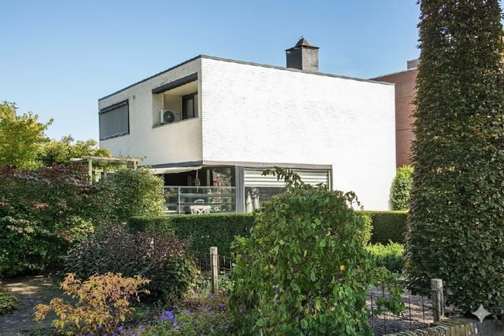 Photo 56 of Grotestraat 282