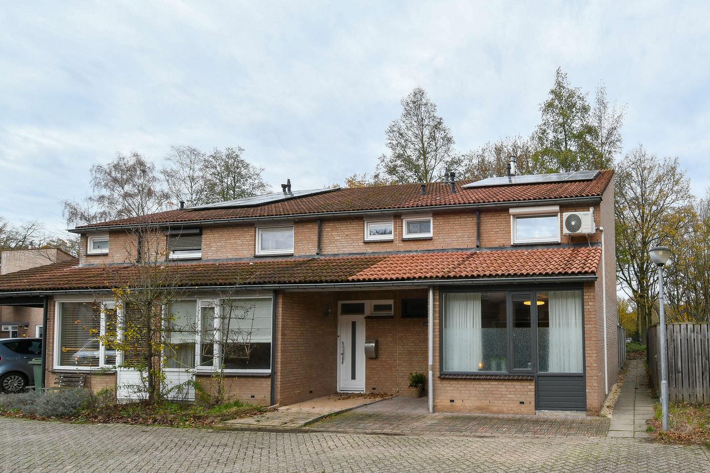 Foto 1 van Brederostraat 24