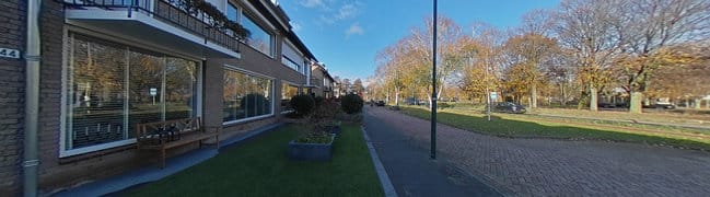 Vooraanzicht-Straatbeeld
