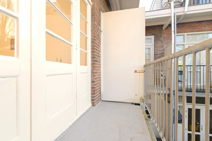 Photo 19 of Archimedeslaan 55